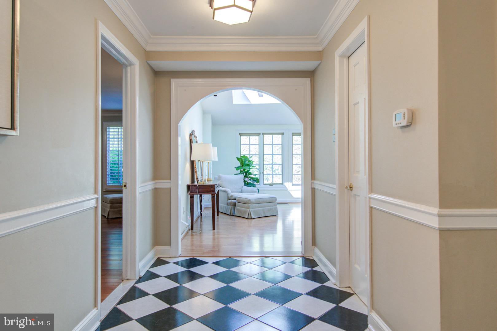125 Graham Way Devon, PA 19333 - Photo 5 of 69 MAIN FOYER