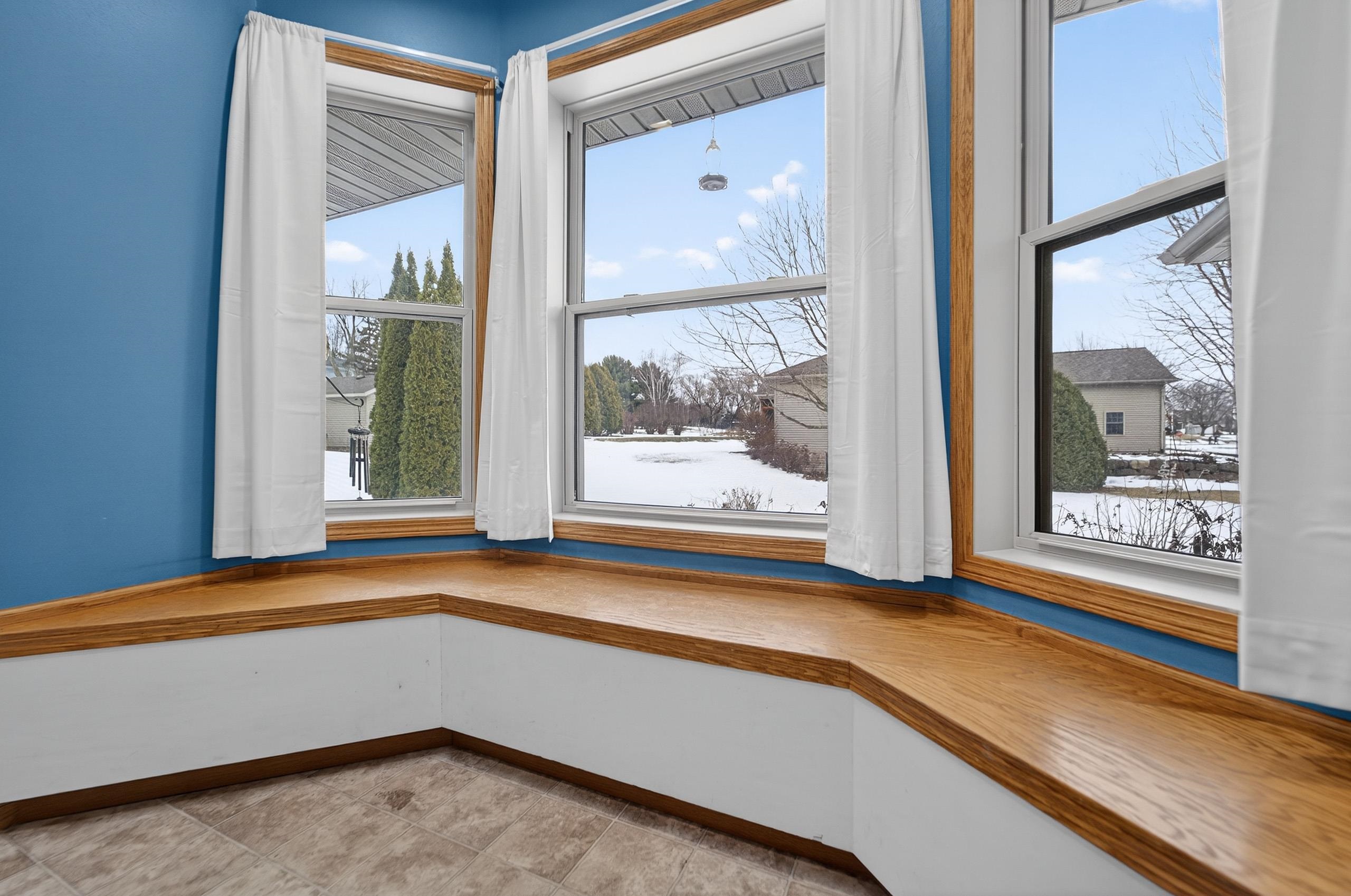 6683 Cheddar Crest Sun Prairie, WI 53590 - Photo 13 of 51