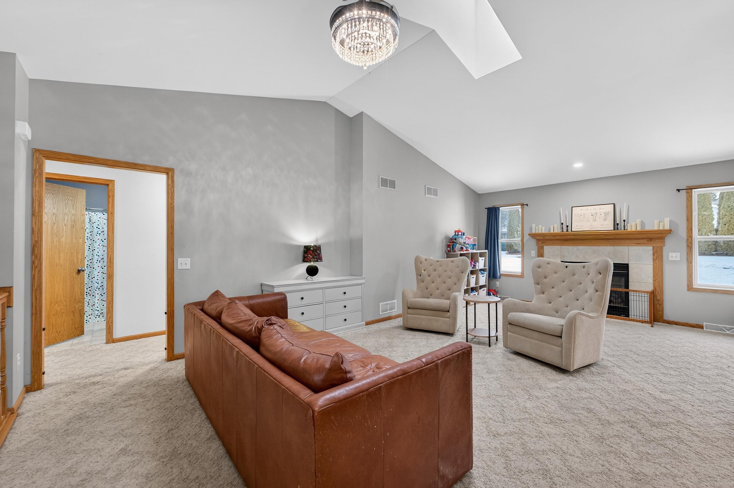 6683 Cheddar Crest Sun Prairie, WI 53590 - Photo 4 of 51