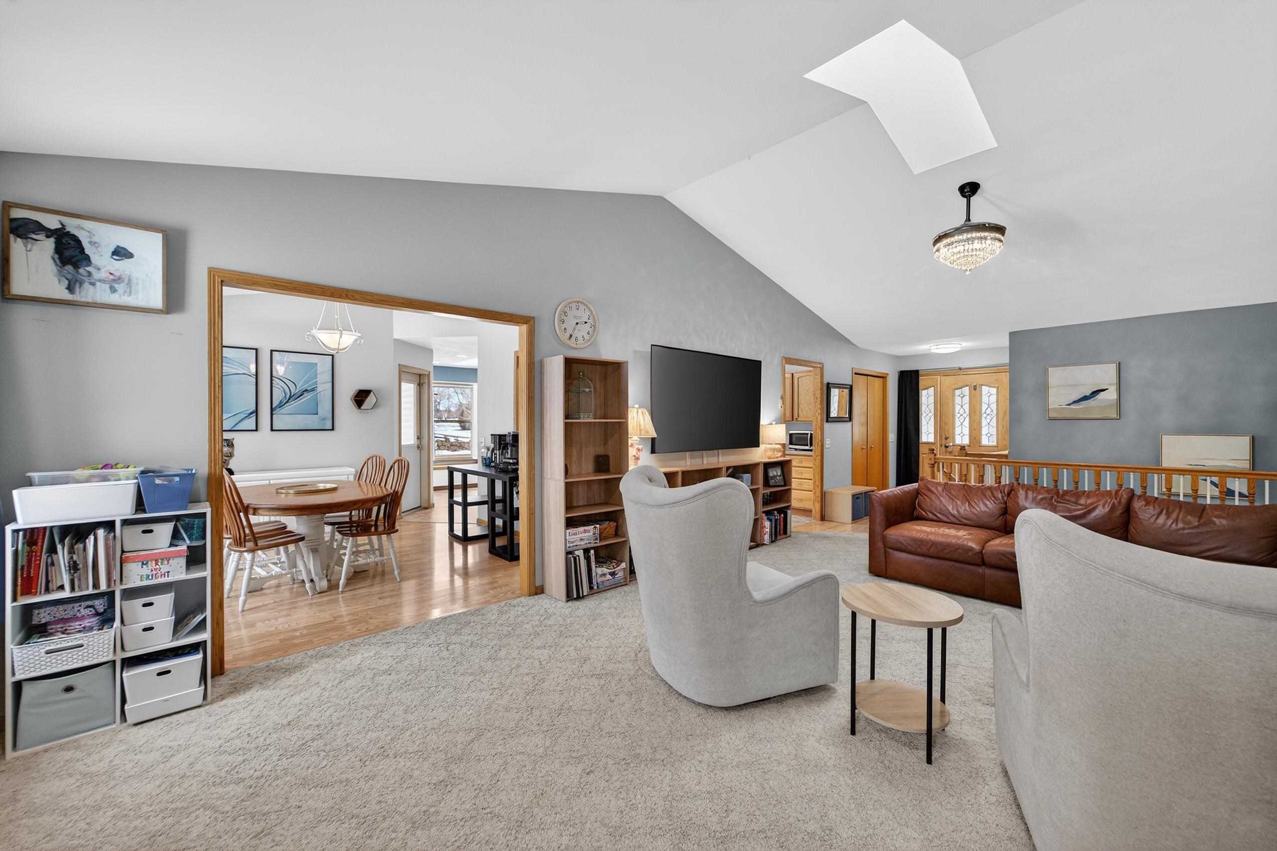 6683 Cheddar Crest Sun Prairie, WI 53590 - Photo 6 of 51