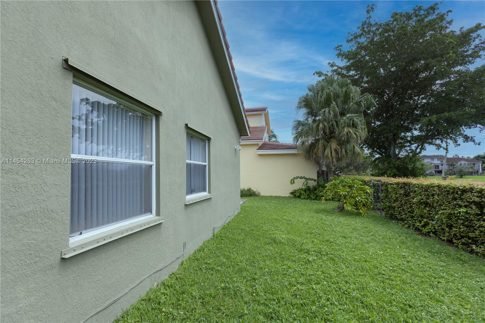 10067 Southwest 156th Avenue Miami, FL 33196 - Photo 21 of 21