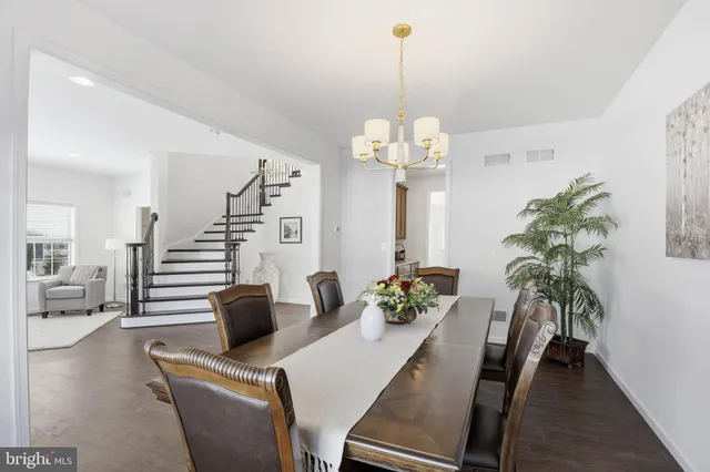 $1,195,000 | 454 East Delp Road, Lancaster, PA 17601