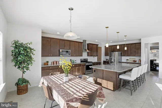 $1,195,000 | 454 East Delp Road, Lancaster, PA 17601