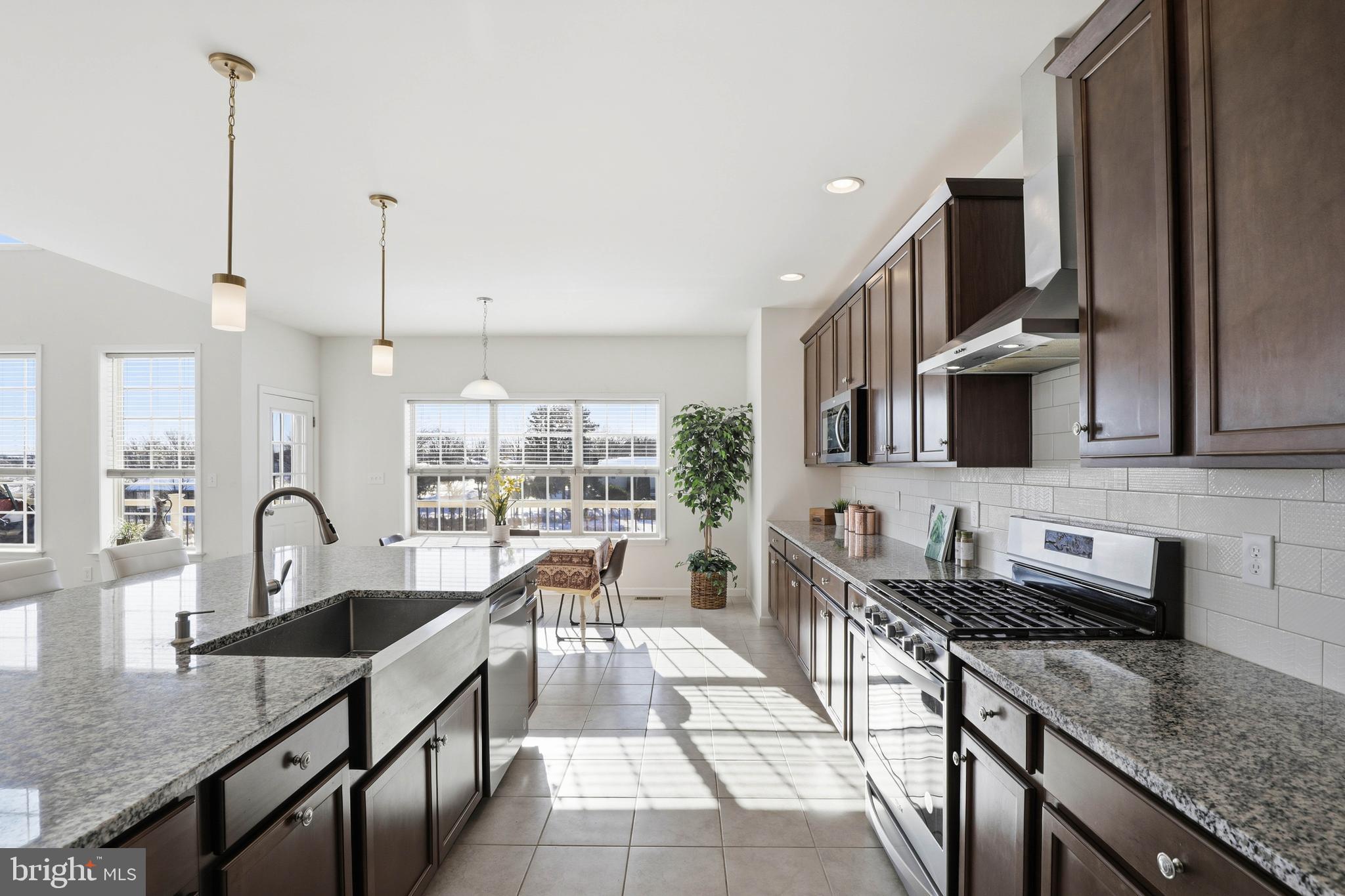 454 East Delp Road Lancaster, PA 17601 - Photo 4 of 78 Kitchen