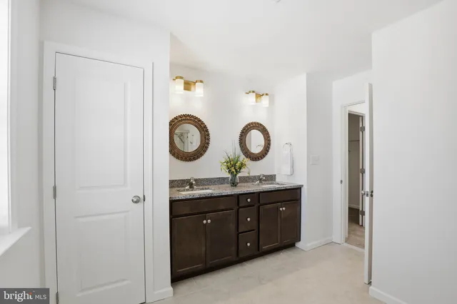 $1,195,000 | 454 East Delp Road, Lancaster, PA 17601