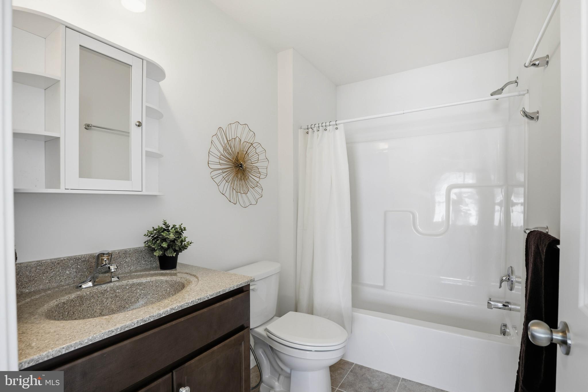 454 East Delp Road Lancaster, PA 17601 - Photo 46 of 78 Bedroom #2 Ensuite Bath