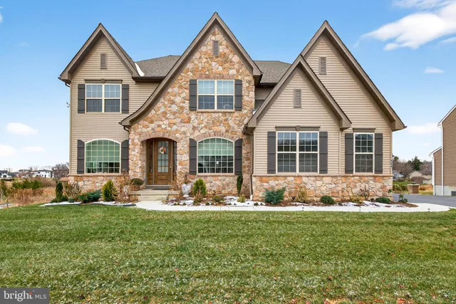 $1,195,000 | 454 East Delp Road, Lancaster, PA 17601