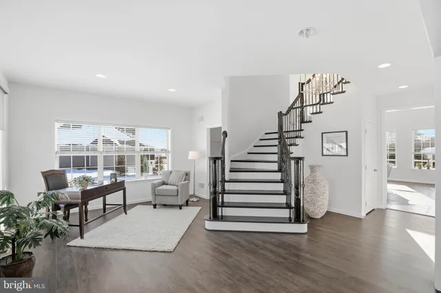 $1,195,000 | 454 East Delp Road, Lancaster, PA 17601