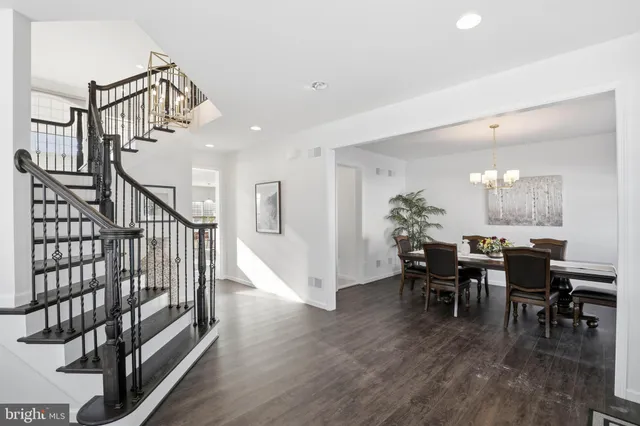 $1,195,000 | 454 East Delp Road, Lancaster, PA 17601