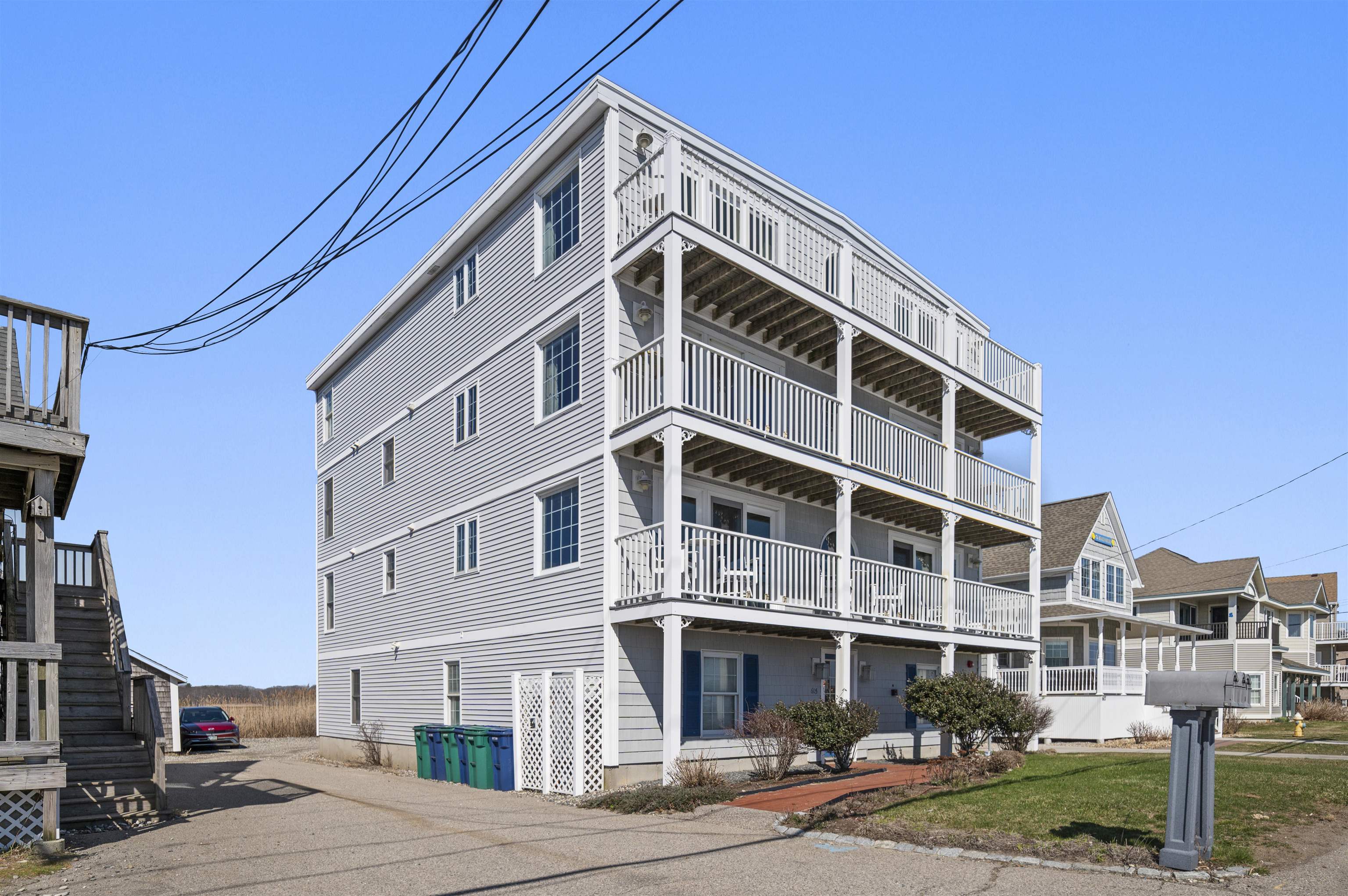 605 Ocean Boulevard, Unit 1 Hampton, NH 03842 - Photo 3 of 60
