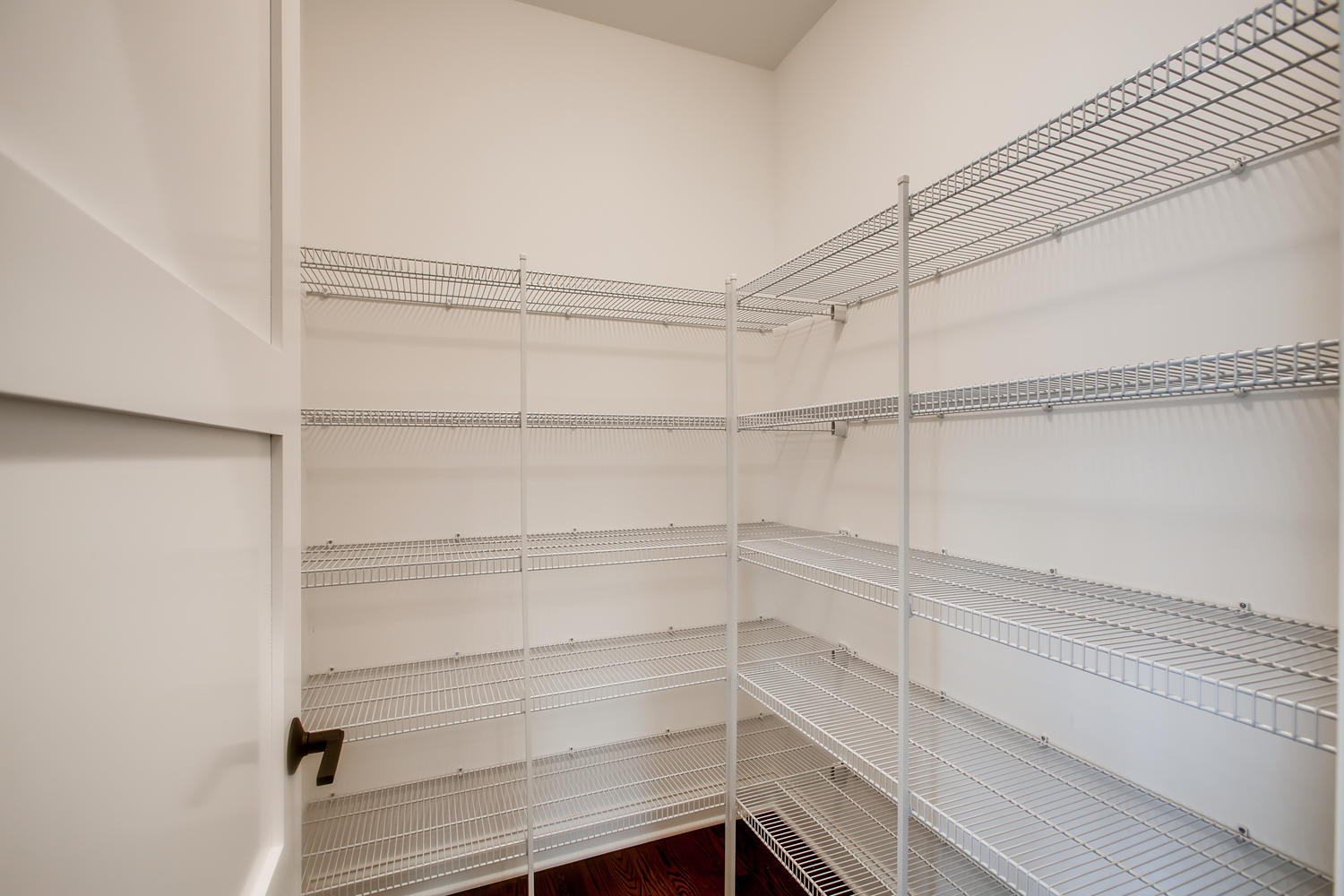 384 Woodland Chase Lane Vernon Hills, IL 60061 - Photo 13 of 16 a view of walk in closet