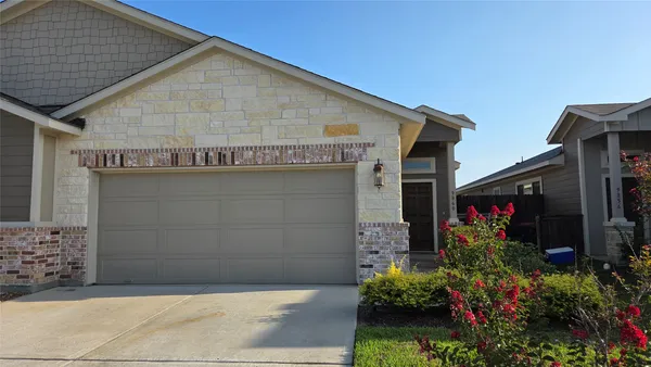 $1,695 | 9860 Grosbeak Lane, Magnolia, TX 77354
