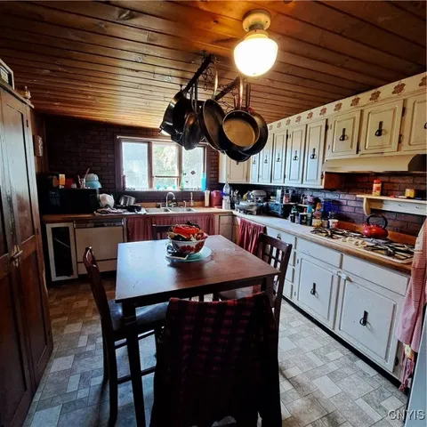 $114,900 | 933 Hillsboro Road, Camden, NY 13316