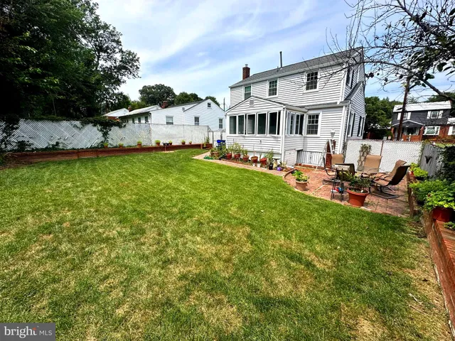 $3,000 | 5209 Mineola Road, College Park, MD 20740