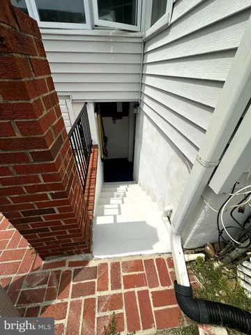 $3,000 | 5209 Mineola Road, College Park, MD 20740