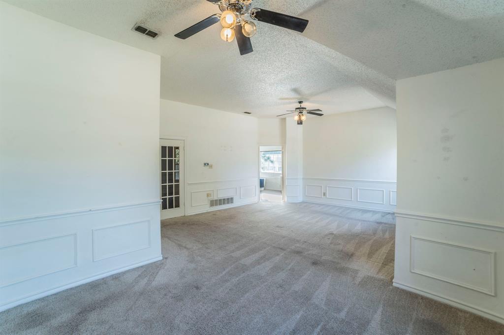 1240 Trinity Drive Benbrook, TX 76126 - Photo 14 of 33