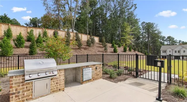 $1,995 | 10 Bridgestone Circle, Unit C2, Conyers, GA 30013