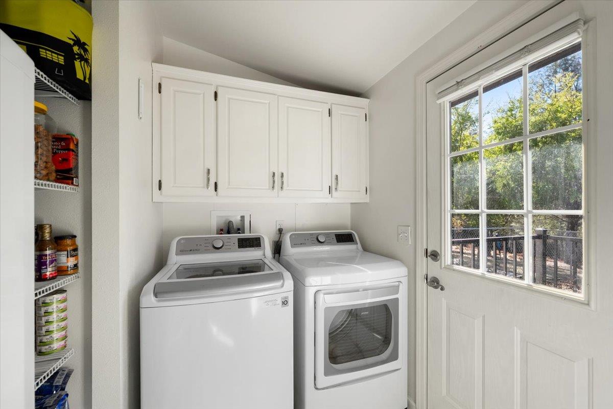 7155 Stewart Mine Road Placerville, CA 95667 - Photo 24 of 68 a utility room with dryer and washer