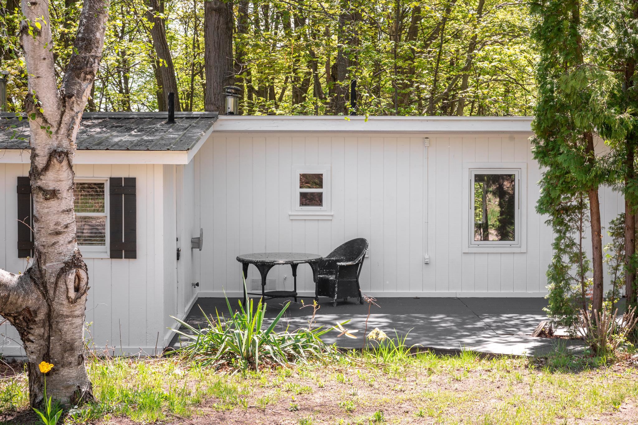 11199 Center Road Traverse City, MI 49686 - Photo 5 of 33