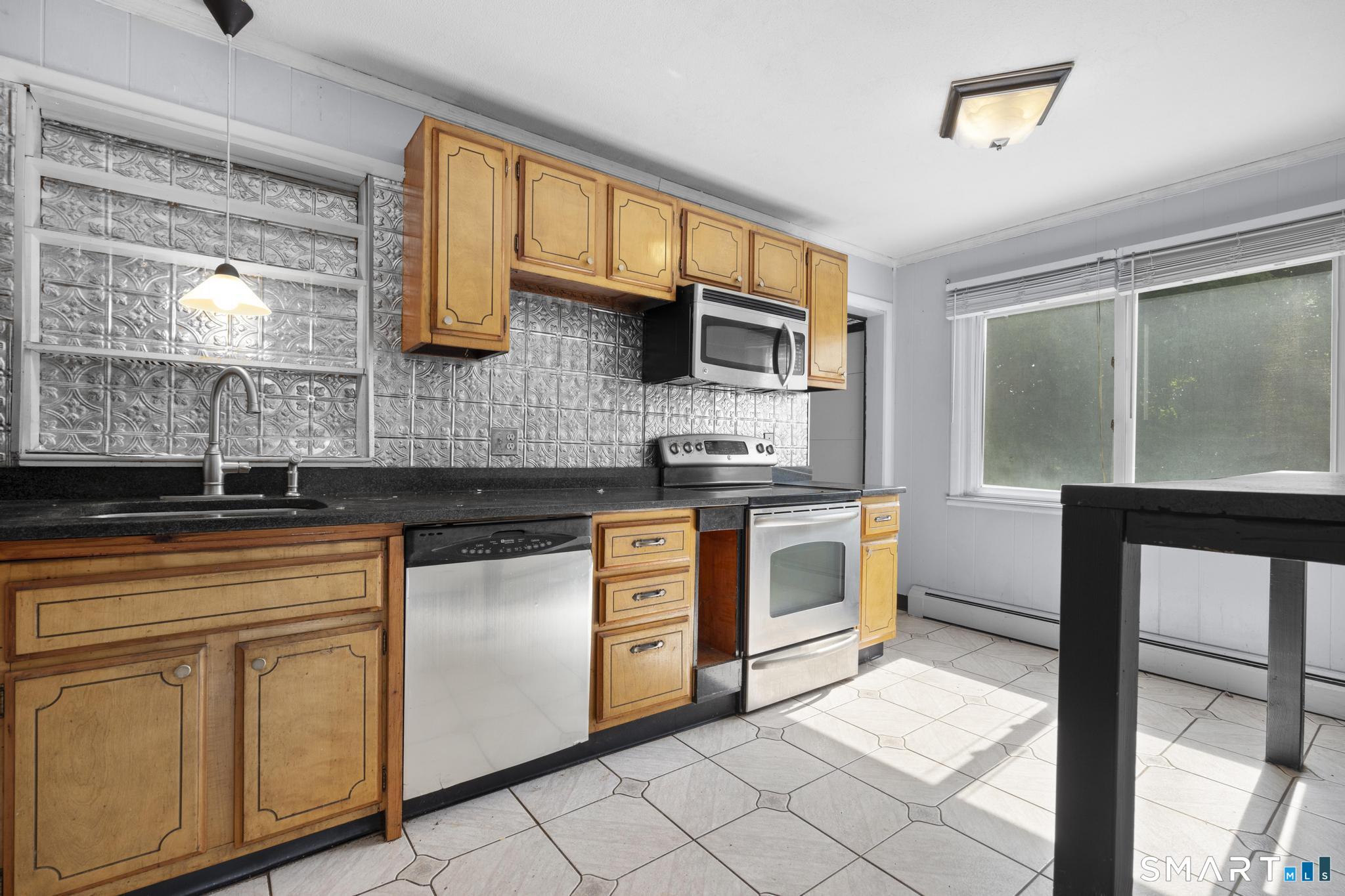 505 Horton Hill Road Naugatuck, CT 06770 - Photo 11 of 27