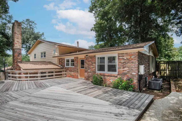 $539,900 | 2201 Dupont Drive, Pensacola, FL 32503