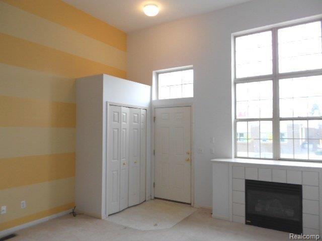 4217 Schaefer Road Dearborn, MI 48126 - Photo 11 of 15 261-921212-living rm2.jpg