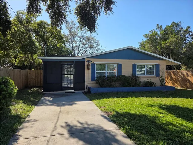 $1,800 | 13364 Helm Street, Largo, FL 33774