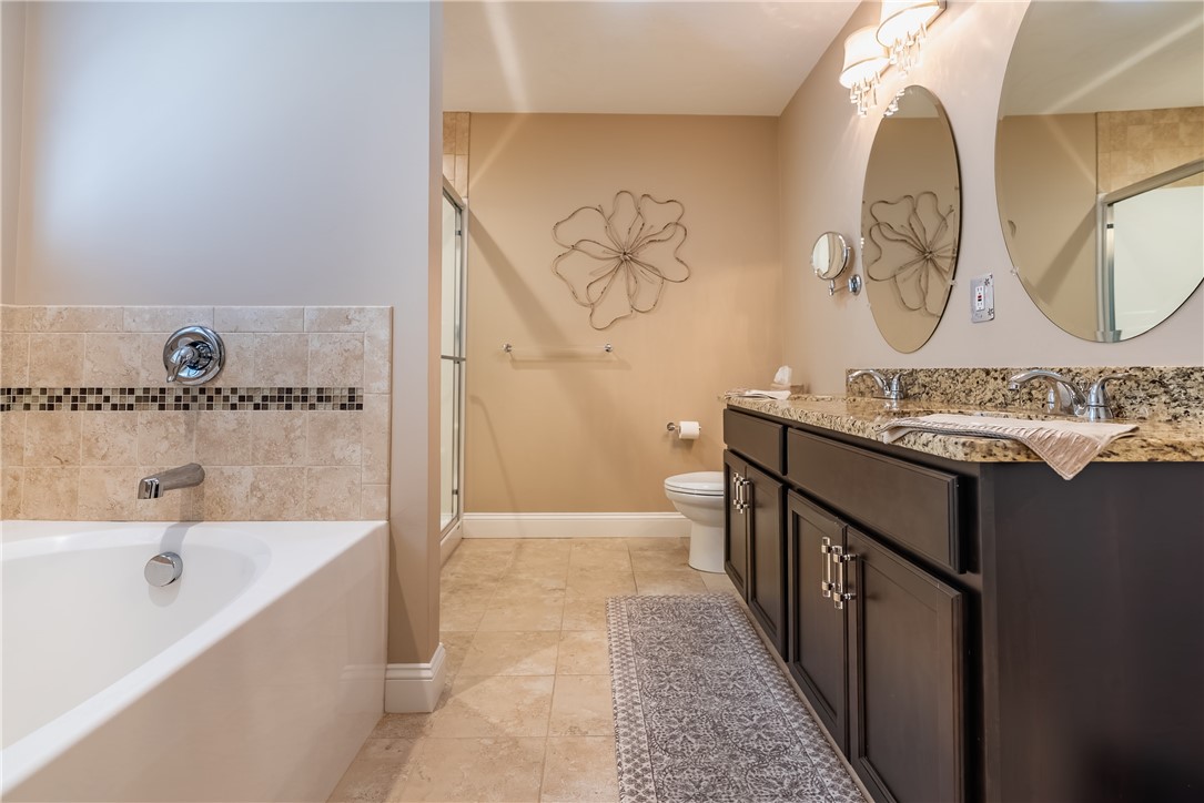 121 Ashbrook Drive Cranston, RI 02921 - Photo 27 of 41