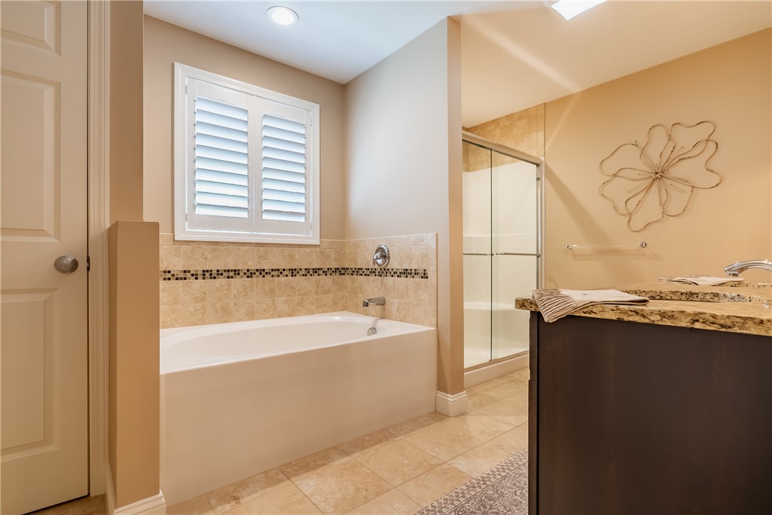 121 Ashbrook Drive Cranston, RI 02921 - Photo 28 of 41