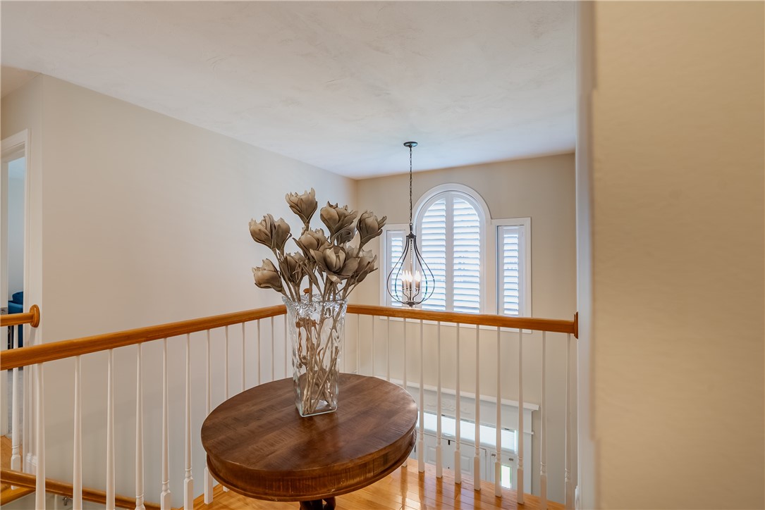 121 Ashbrook Drive Cranston, RI 02921 - Photo 32 of 41