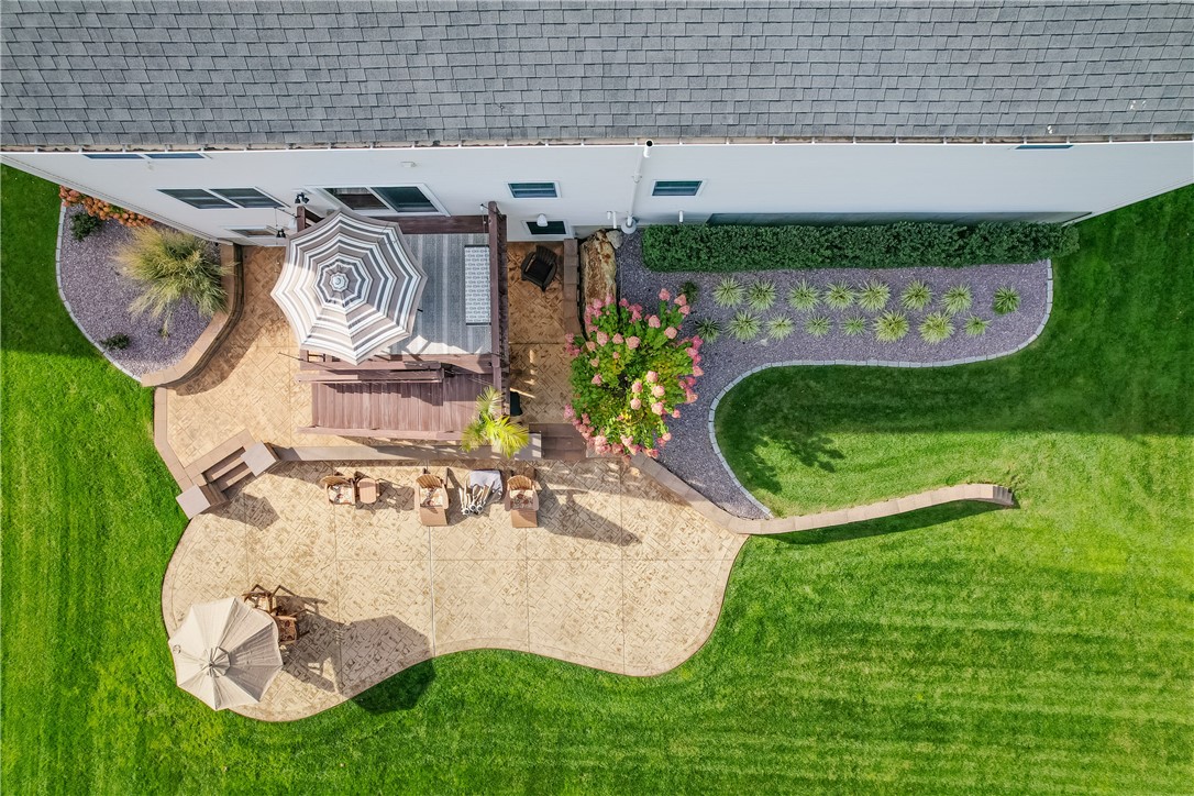 121 Ashbrook Drive Cranston, RI 02921 - Photo 10 of 41