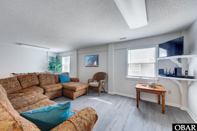 $1,700,000 | 8517 South Old Oregon Inlet Road, Nags Head, NC 27959