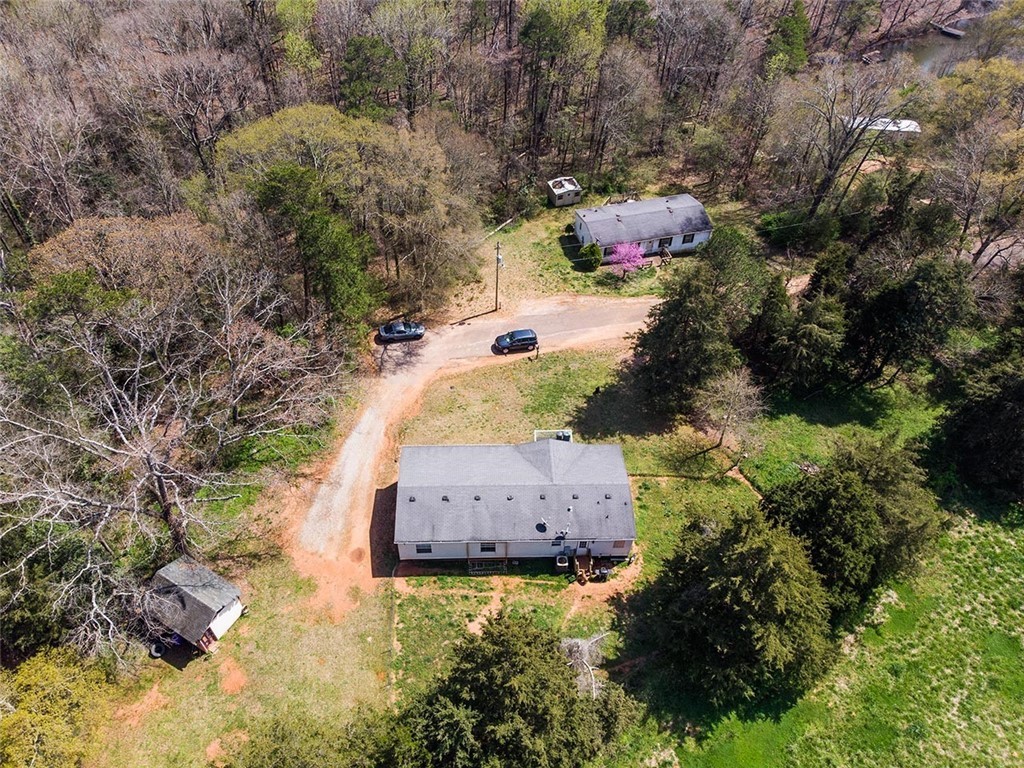 153 Point Lookout Road Townville, SC 29689 - Photo 5 of 30 Gallery Image 5