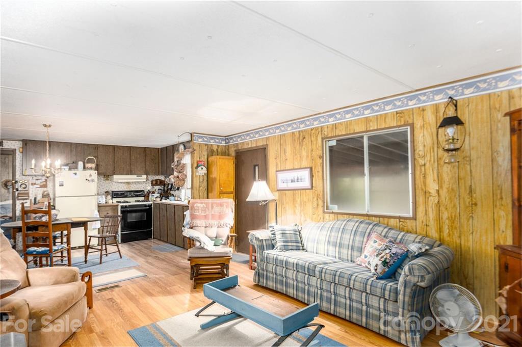 117 Bluebird Hill Road Canton, NC 28716 - Photo 8 of 34 Gallery Image 8