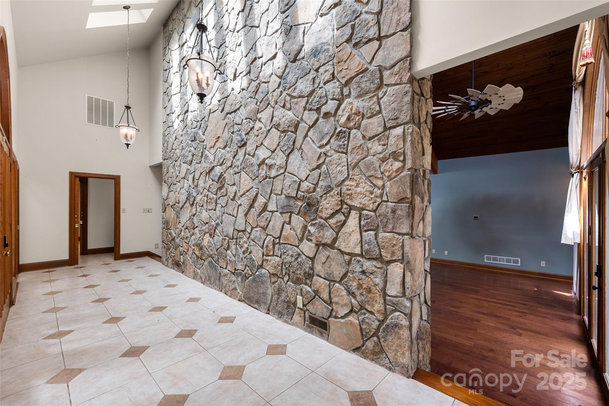 909 Baron Road Waxhaw, NC 28173 - Photo 7 of 46 a view of small space