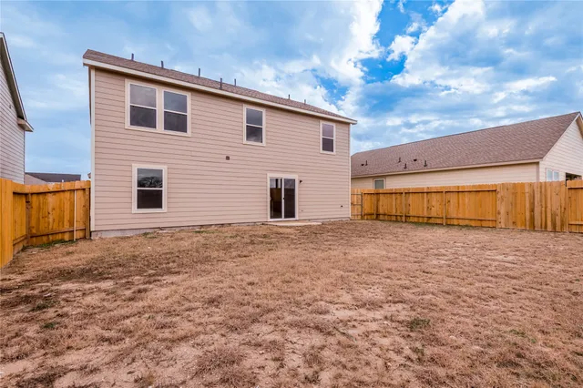 $2,000 | 406 Del Monte Drive, Huntsville, TX 77320