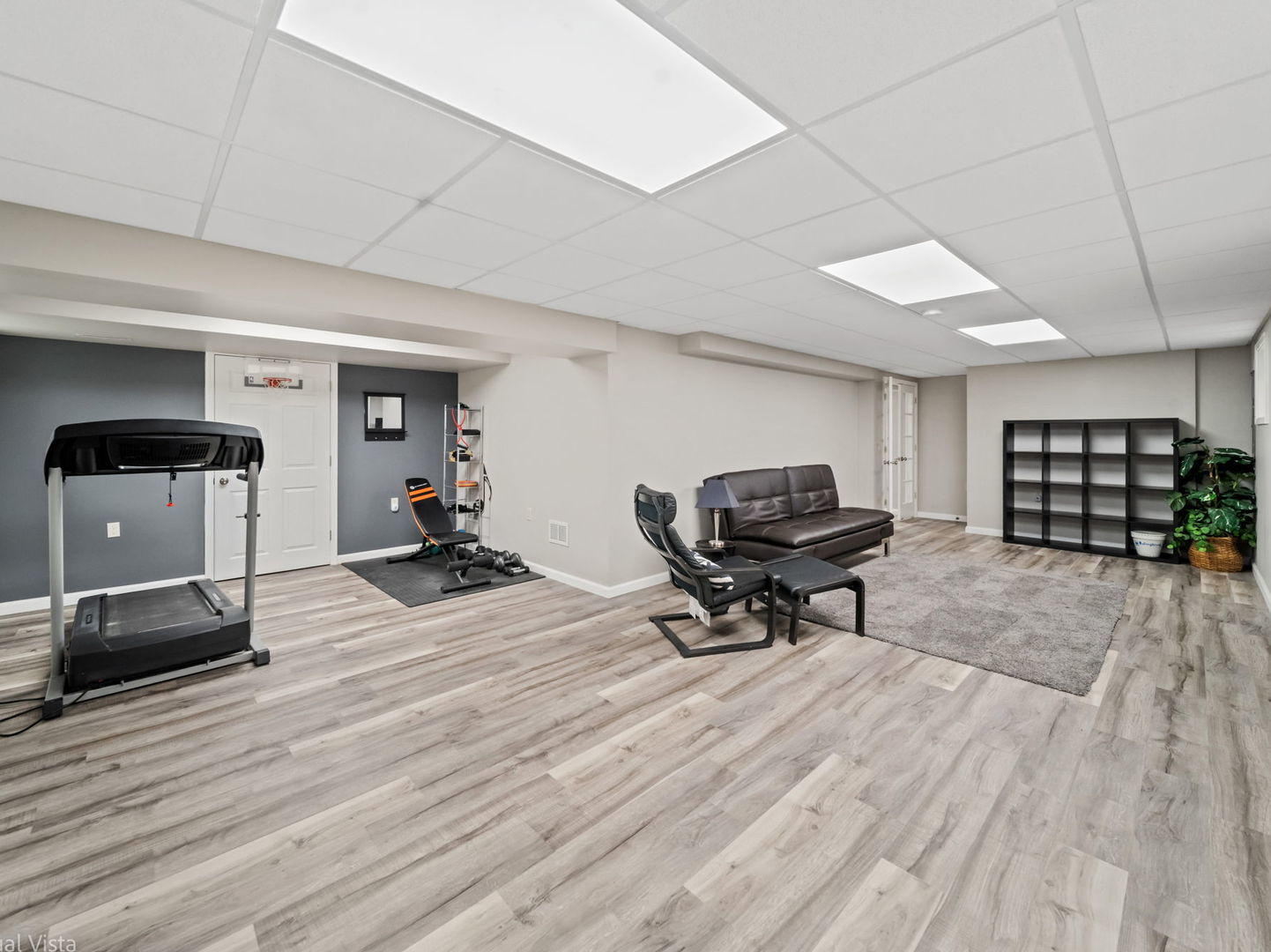 224 Willow Bend Bolingbrook, IL 60490 - Photo 31 of 41 a living room with furniture and a wooden floor