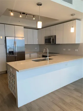 $3,600 | 999 Southwest 1st Avenue, Unit 3209, Miami, FL 33130