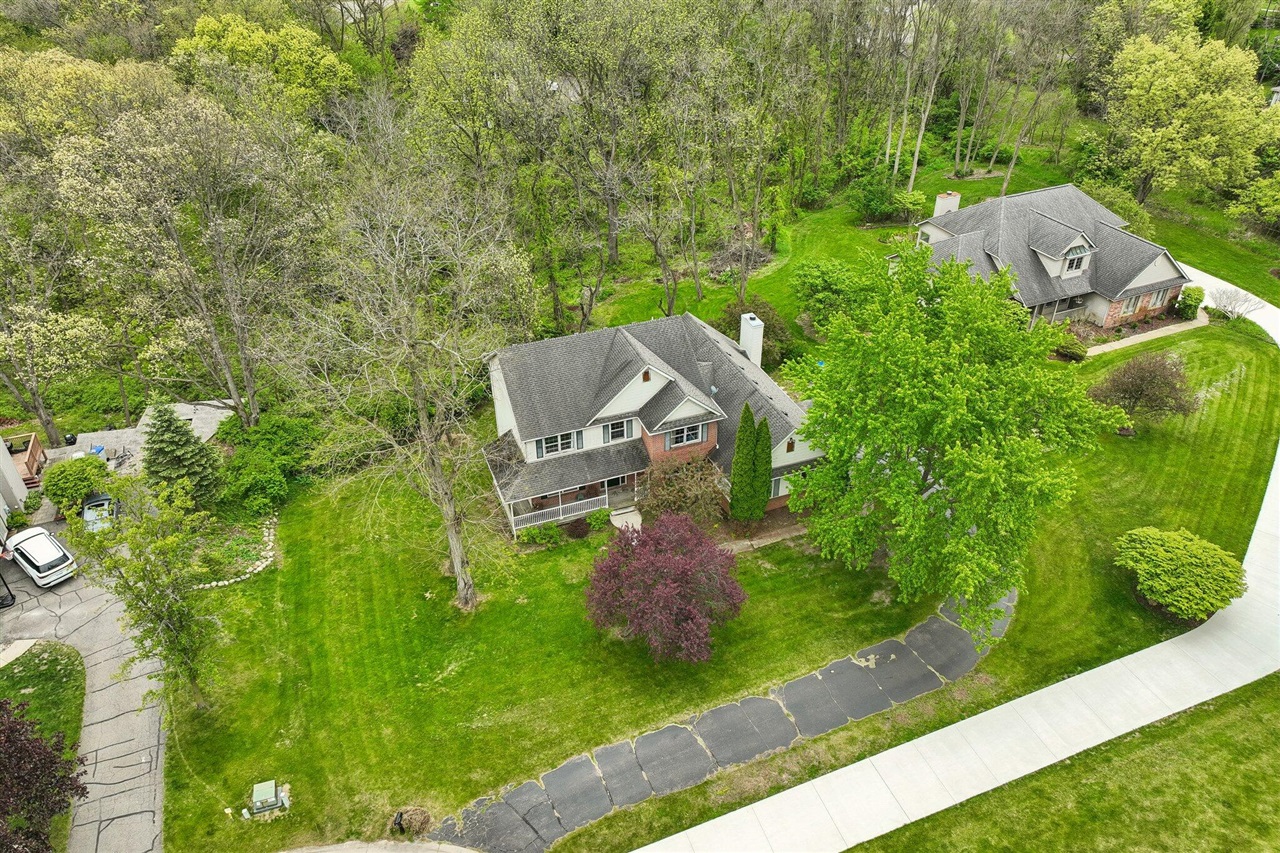 6338 Dalton Ridge Brighton, MI 48116 - Photo 38 of 48