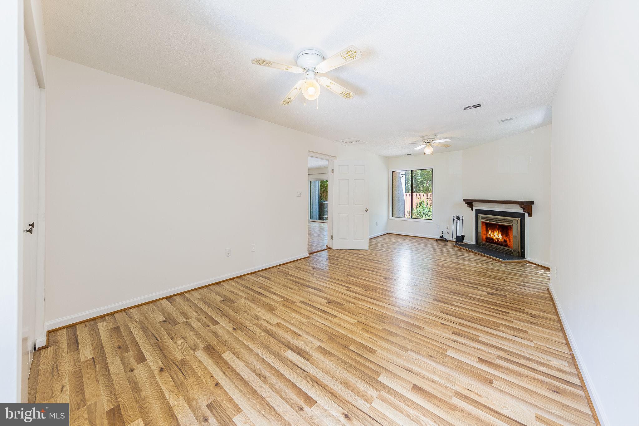 2232 Southgate Square Reston, VA 20191 - Photo 22 of 49