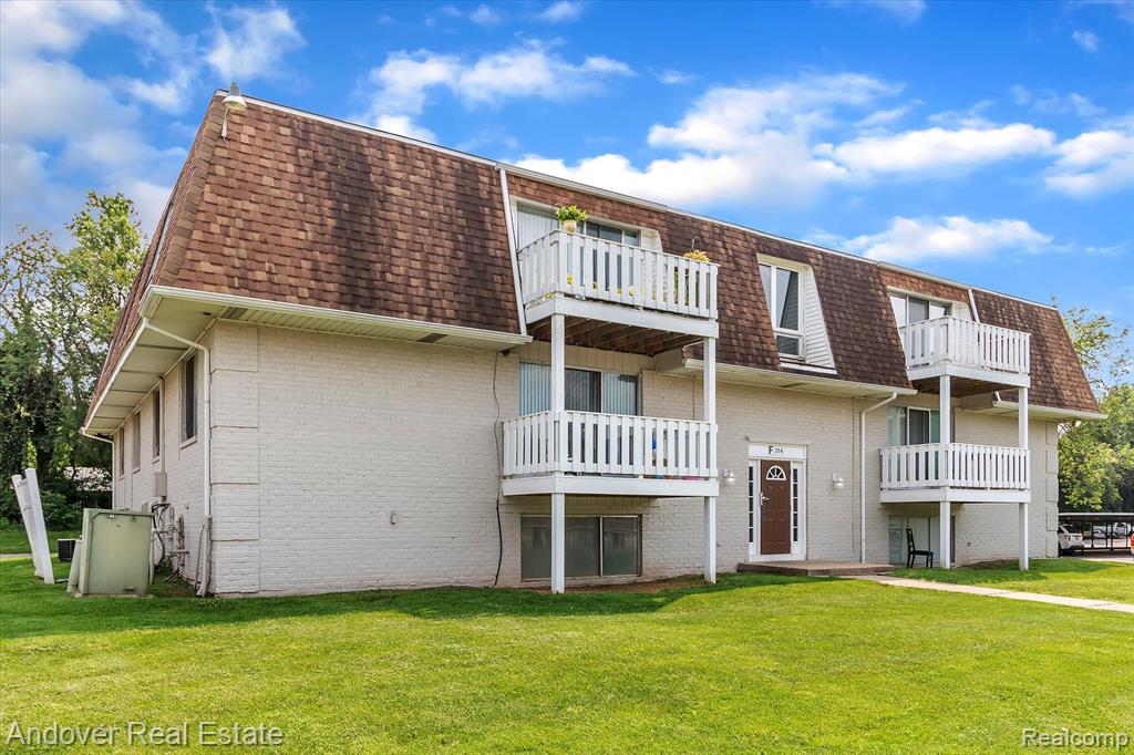 330 South Drake Road, Unit M08 Kalamazoo, MI 49009 - Photo 21 of 64