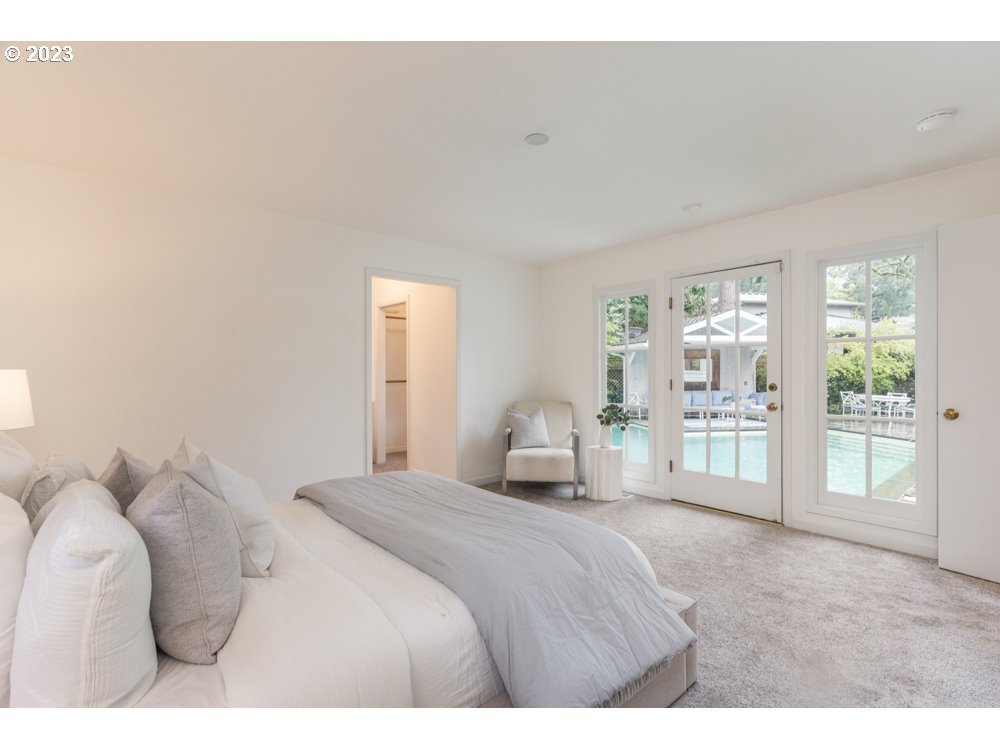 17258 Kelok Road Lake Oswego, OR 97034 - Photo 20 of 47 Gallery Image 20