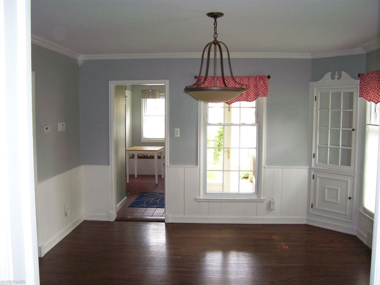 680 Hampton Road Grosse Pointe Woods, MI 48236 - Photo 13 of 44