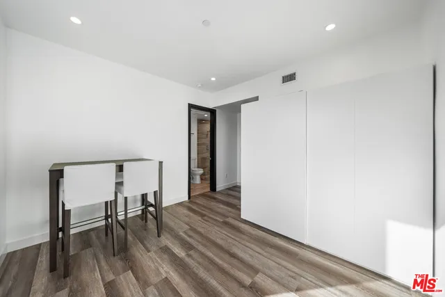 $8,500 | 5812 Willis Avenue, Sherman Oaks, CA 91411