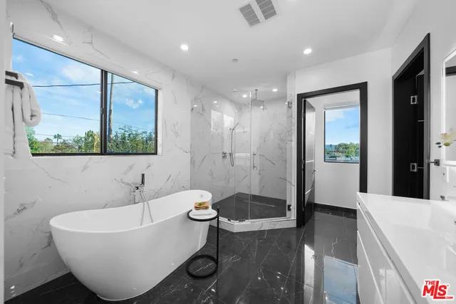 $8,500 | 5812 Willis Avenue, Sherman Oaks, CA 91411