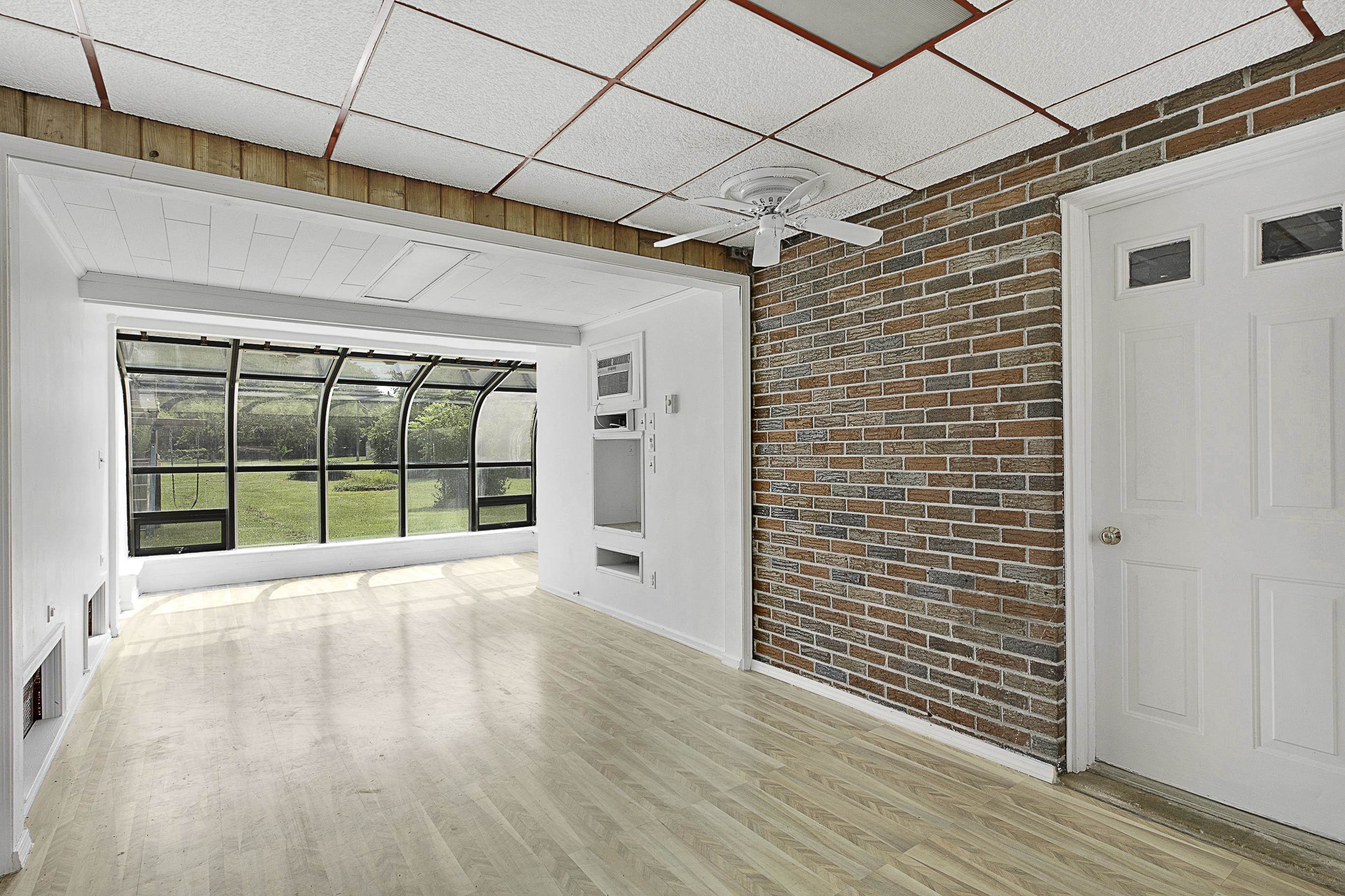 36064 Garfield Road Clinton Township, MI 48035 - Photo 21 of 42 50113285-20.JPG
