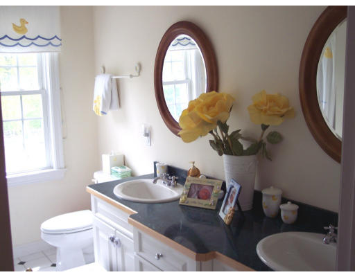 1 Connelly Hill Road Hopkinton, MA 01748 - Photo 22 of 30 Gallery Image 22