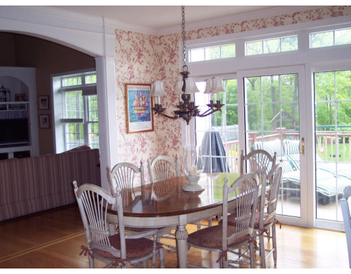 1 Connelly Hill Road Hopkinton, MA 01748 - Photo 4 of 30 Gallery Image 4