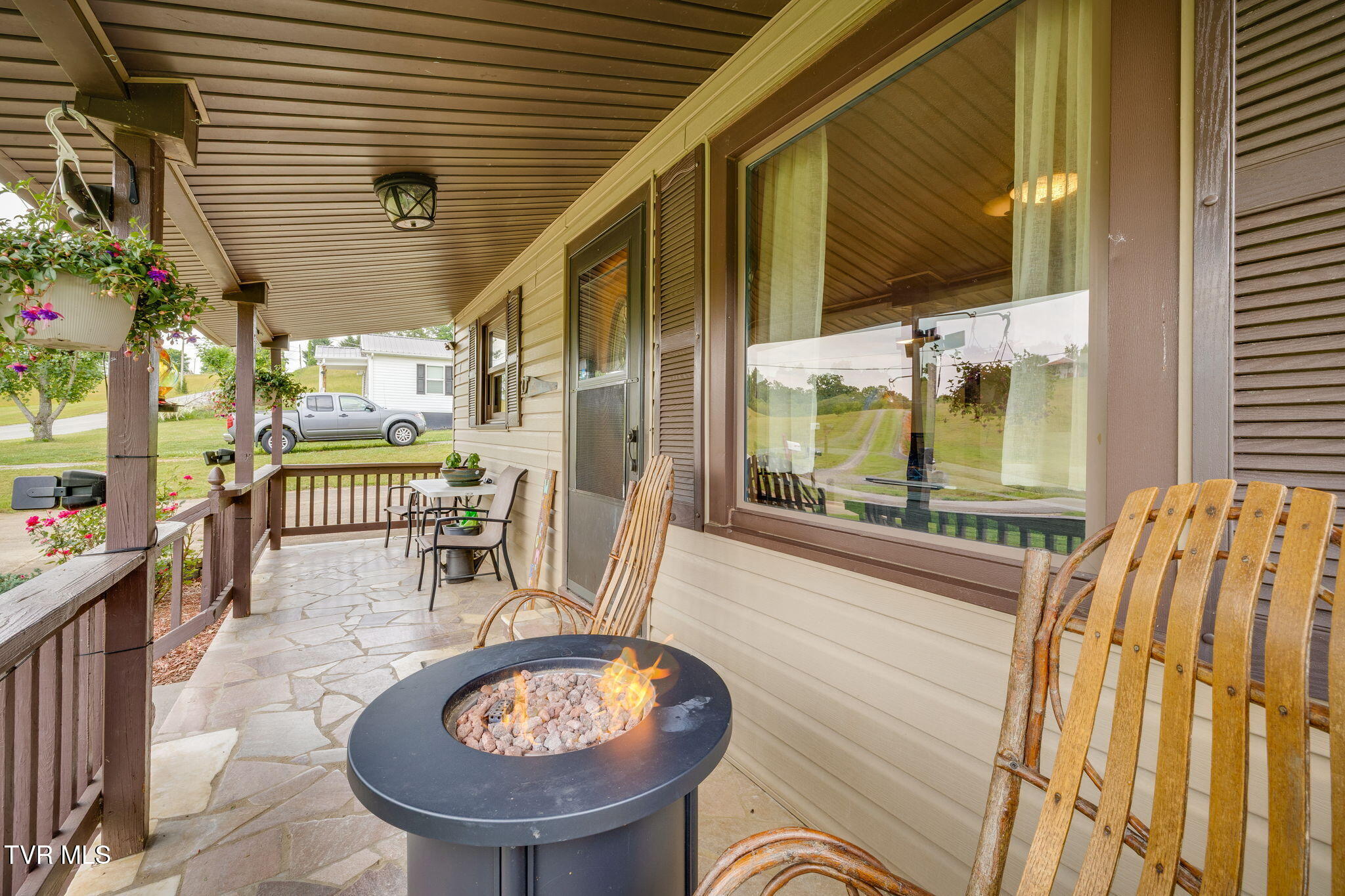 241 Donald Broyles Road Chuckey, TN 37641 - Photo 4 of 31 004