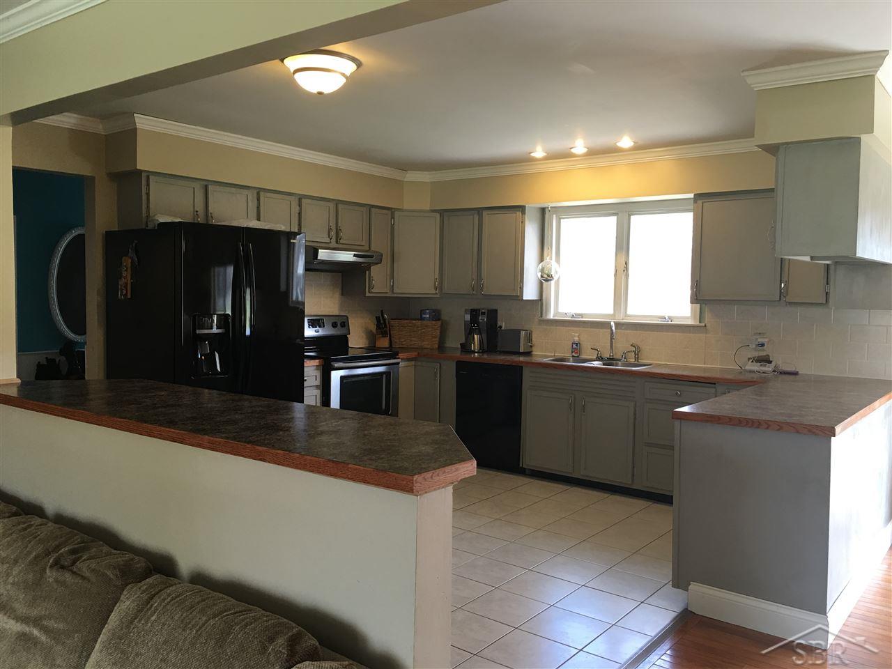 9681 Elms Road Birch Run, MI 48415 - Photo 7 of 26 31286789-6.JPG